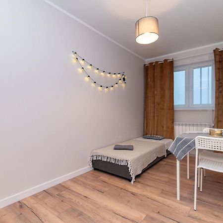 Regem Wola Appartement Warschau Buitenkant foto