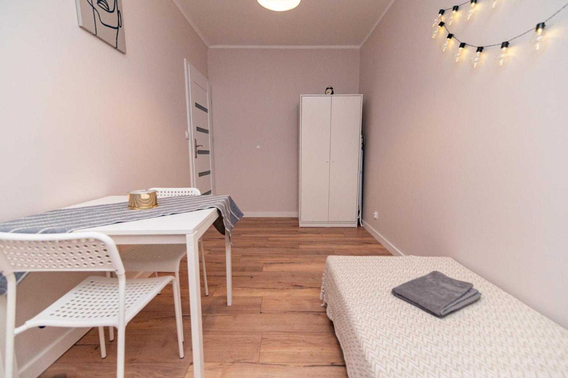 Regem Wola Appartement Warschau Buitenkant foto
